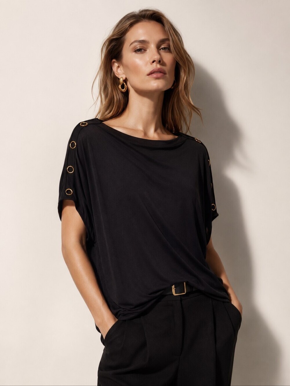 ❤️ ELIE TAHARI SOFT KNIT TOP.WITH BUTTON SHOULDER DETAIL, XL